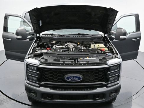Used 2023 Ford F350 XLT w/ XLT Premium Package AWD/4WD image 45