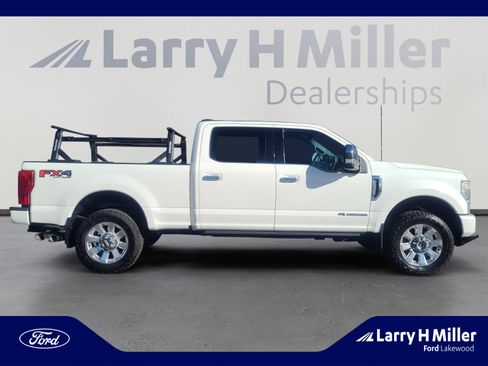 Used 2022 Ford F350 Platinum w/ FX4 Off-Road Package image 6