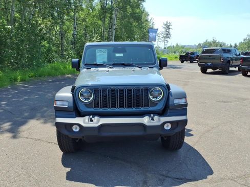 New 2026 Jeep Wrangler Unlimited Sport AWD/4WD image 8