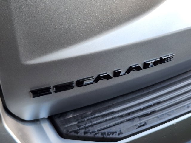 Used 2023 Cadillac Escalade Sport w/ Touring Package AWD/4WD image 10