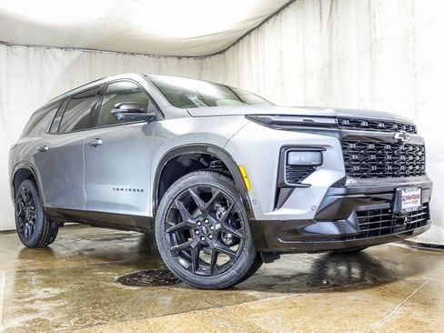 New 2026 Chevrolet Traverse RS w/ LPO, Floor Liner Package image 2