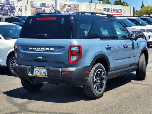 New 2025 Ford Bronco Sport Outer Banks w/ Outer Banks Tech Package+ AWD/4WD image 4