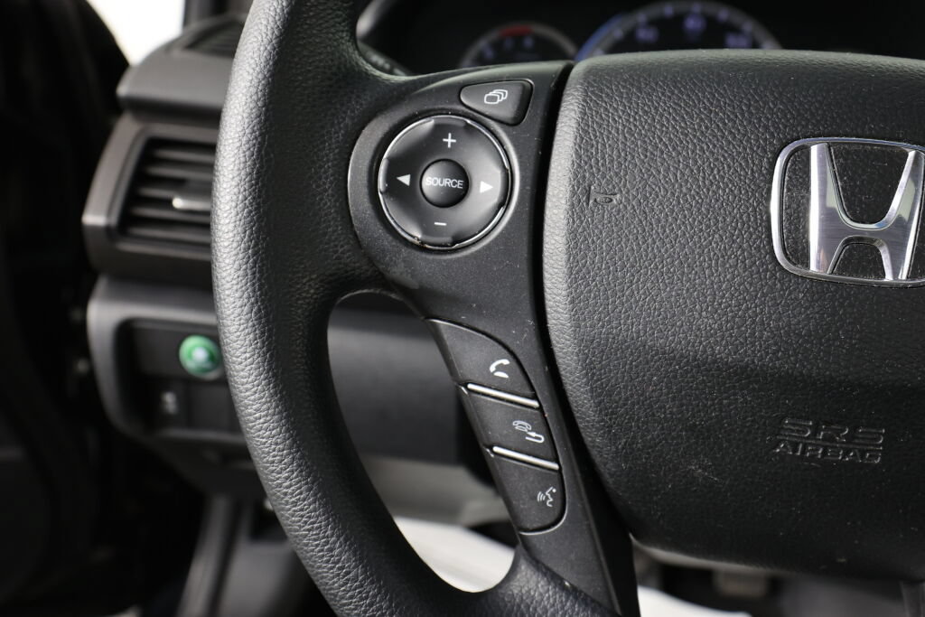 Used 2013 Honda Accord EX image 31