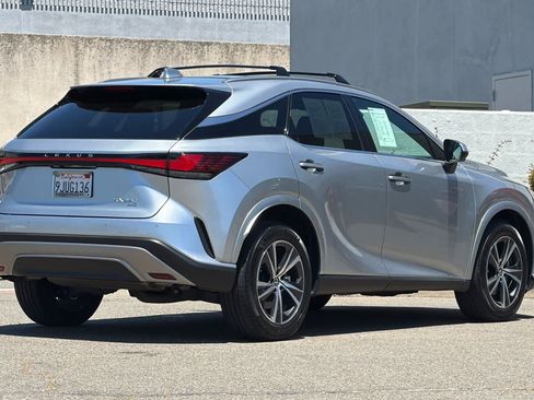 Certified 2024 Lexus RX 350 Premium w/ Convenience Package AWD/4WD image 2