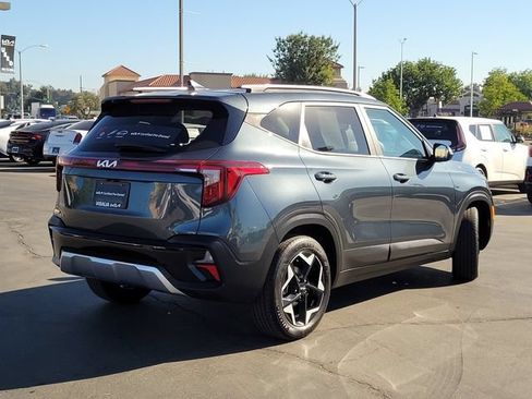 Certified 2025 Kia Seltos S FWD image 6
