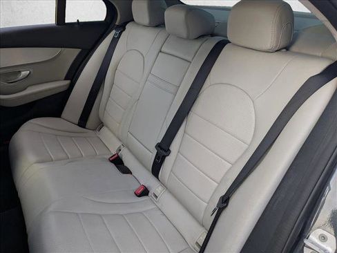 Used 2016 Mercedes-Benz C 300 4MATIC Sedan image 21