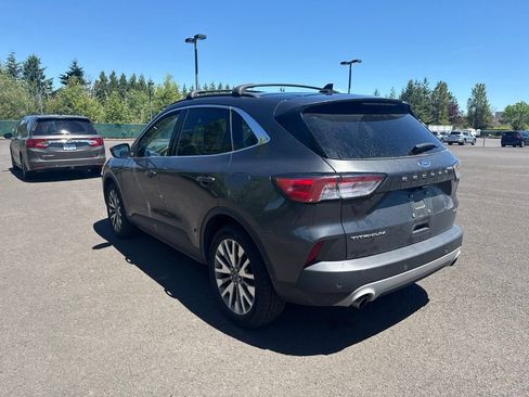 Used 2020 Ford Escape Titanium AWD/4WD image 5