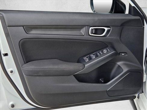 Used 2024 Honda Civic Sport image 10