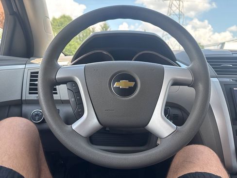 Used 2012 Chevrolet Traverse LS FWD image 19