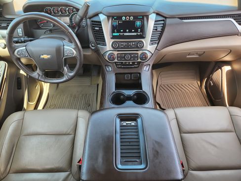 Used 2015 Chevrolet Tahoe LT w/ Luxury Package RWD image 25