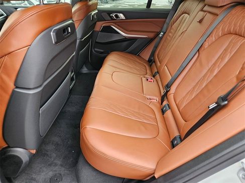 New 2026 BMW X5 xDrive40i w/ M Sport Package image 22