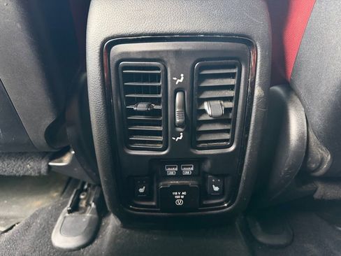 Used 2020 Dodge Durango R/T w/ Technology Group image 23