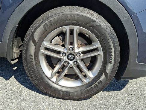 Used 2018 Hyundai Santa Fe Sport w/ Cargo Package AWD/4WD image 8