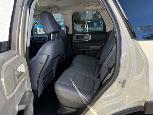Used 2025 Ford Bronco Sport Badlands image 4