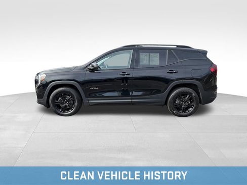 Used 2023 GMC Terrain AT4 image 3
