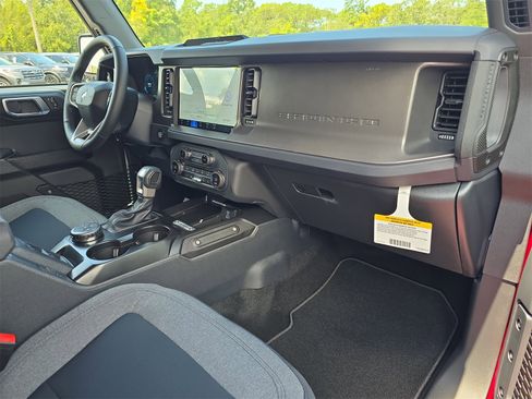 New 2025 Ford Bronco Big Bend image 8