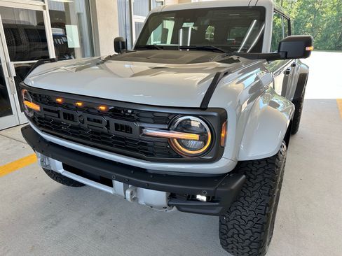 Used 2026 Ford Bronco Raptor AWD/4WD image 1