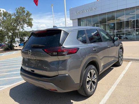 Certified 2023 Nissan Rogue SV FWD image 10