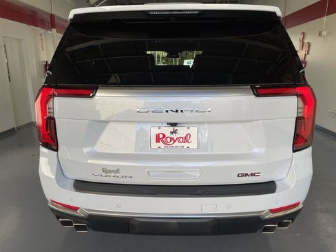 New 2026 GMC Yukon XL Denali w/ Sun & Power Step Package image 5
