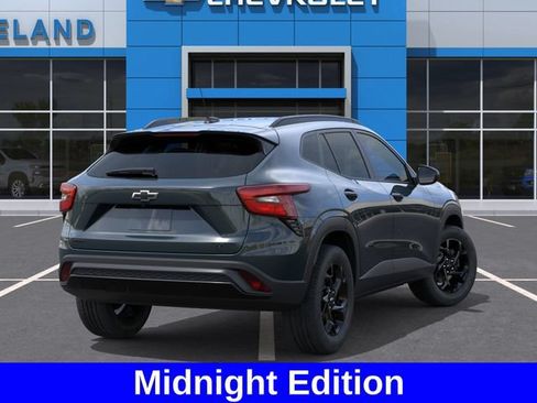 New 2026 Chevrolet Trax LT w/ Driver Confidence Package FWD image 5