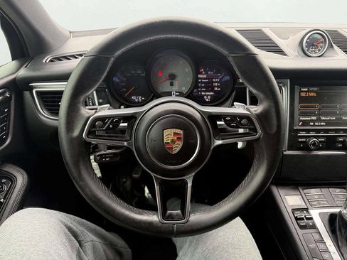 Used 2015 Porsche Macan S image 16