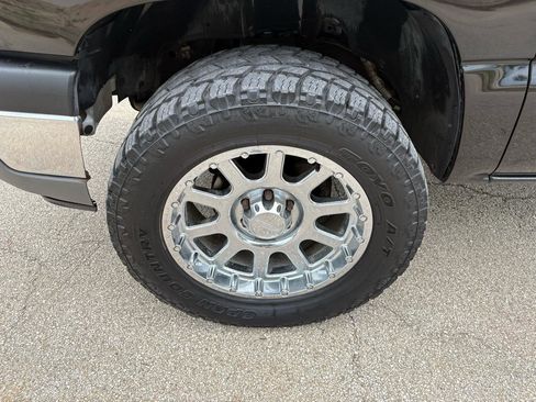 Used 2005 Chevrolet Silverado 1500 LS w/ Safe And Sound Package RWD image 26