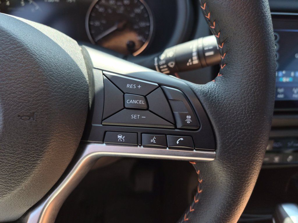 Certified 2023 Nissan Kicks SR w/ SR Premium Package FWD image 25
