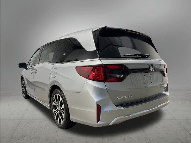 New 2027 Honda Odyssey Elite image 3