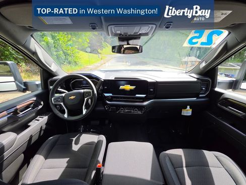 Used 2025 Chevrolet Silverado 3500 LT w/ Convenience Package AWD/4WD image 11