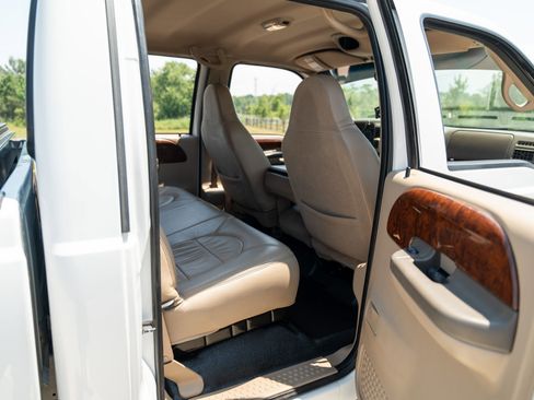 Used 2000 Ford F350 Lariat image 38