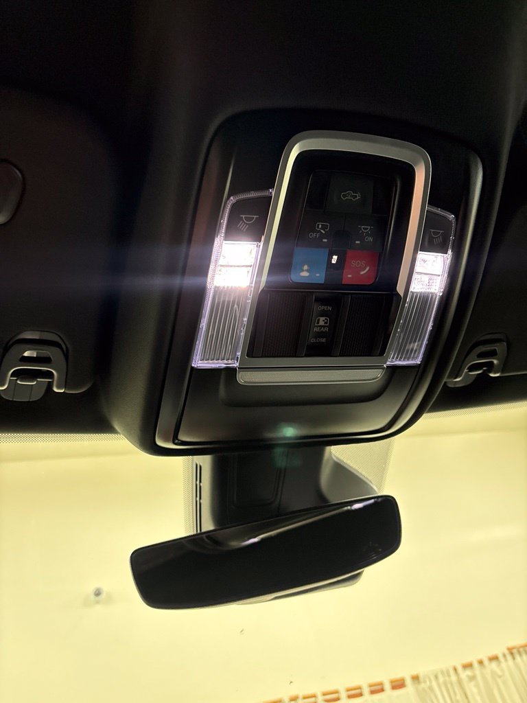 New 2027 RAM 1500 Laramie AWD/4WD image 15
