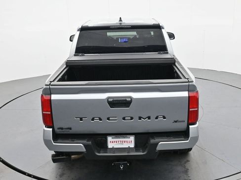 Used 2025 Toyota Tacoma SR5 AWD/4WD image 21