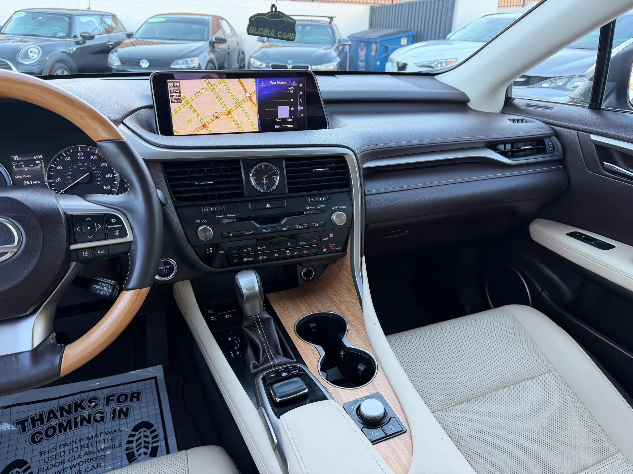 Used 2019 Lexus RX 450hL Premium w/ Premium Package AWD/4WD image 27
