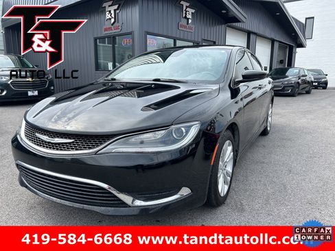 Used 2017 Chrysler 200 Limited Platinum w/ Comfort & Convenience Group FWD image 1