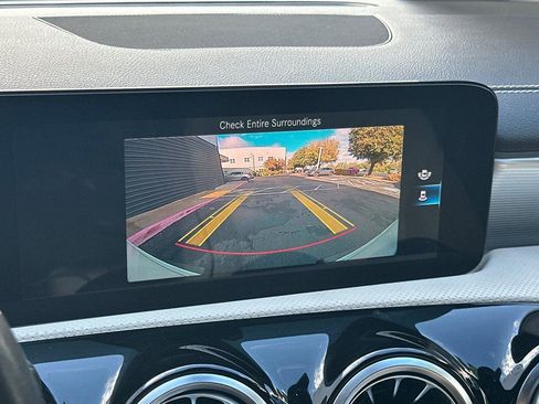 Used 2020 Mercedes-Benz CLA 250 image 17