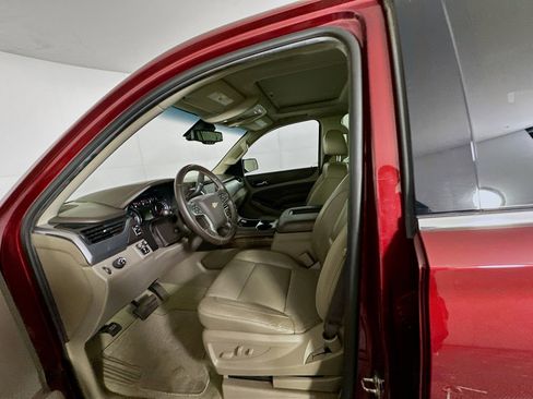 Used 2018 Chevrolet Tahoe LT image 13