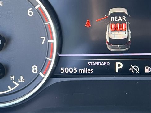 Certified 2025 Nissan Rogue SV image 12