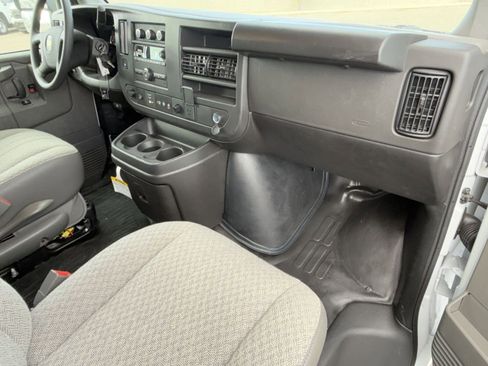 New 2024 Chevrolet Express 3500 w/ Power Convenience Package image 23