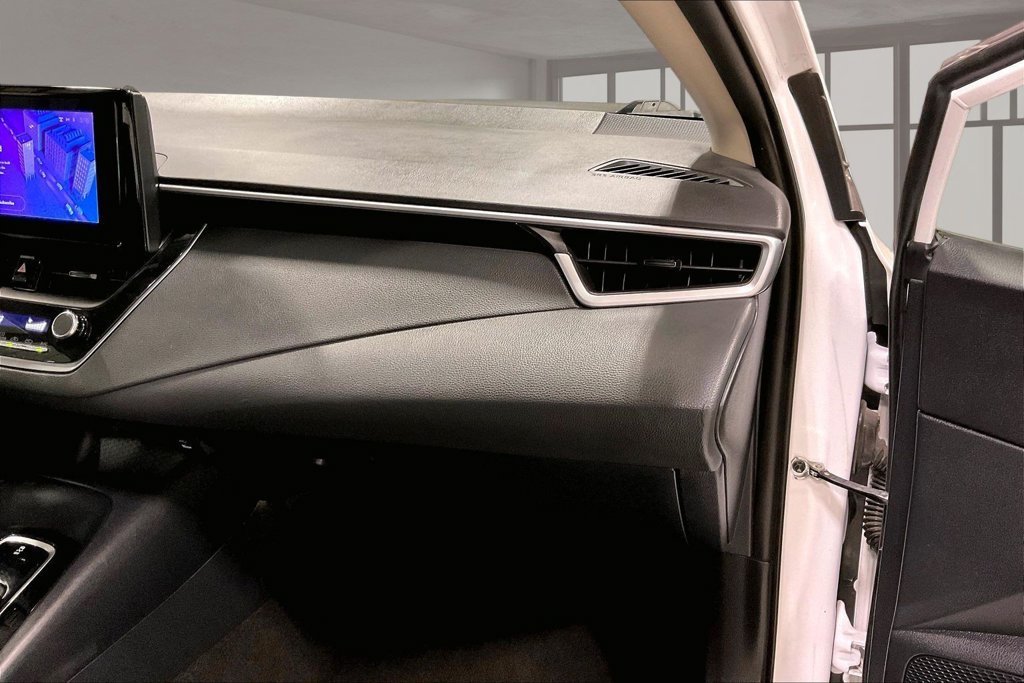 Used 2023 Toyota Corolla LE FWD image 27
