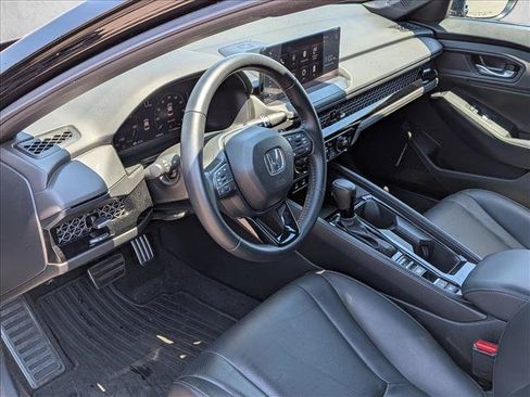 Used 2024 Honda Accord Sport image 9