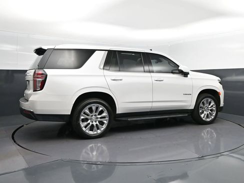 Used 2022 Chevrolet Tahoe LT w/ LT Signature Package AWD/4WD image 8