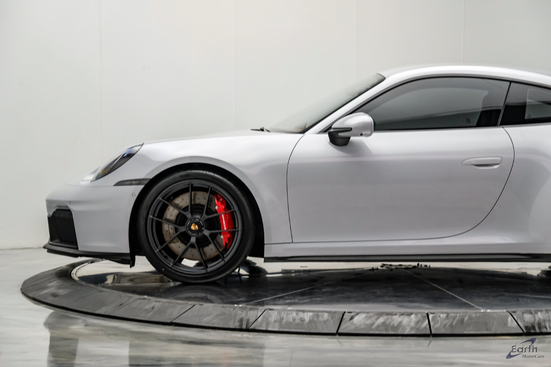 Used 2026 Porsche 911 Carrera GTS RWD image 9