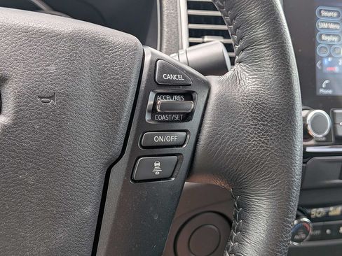 Used 2024 Nissan Frontier SV w/ SV Convenience Package RWD image 30