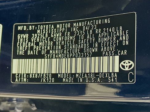 Used 2023 Toyota Corolla LE FWD image 12