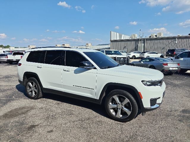 Used 2021 Jeep Grand Cherokee L Limited AWD/4WD image 1