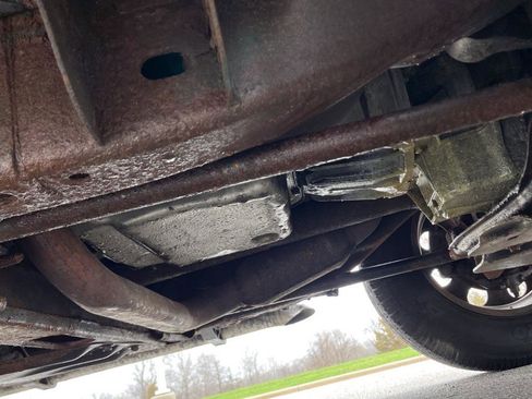 Used 2003 Chevrolet Avalanche 4x4 w/ Suspension Package, Off-Road image 22