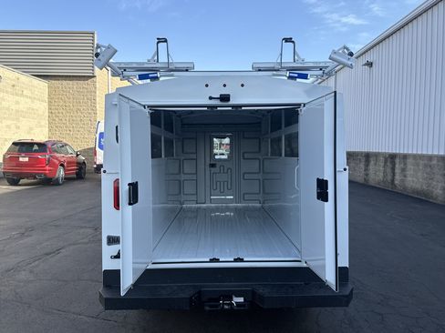 Used 2024 Ford Transit 350 w/ Interior Upgrade Package image 7