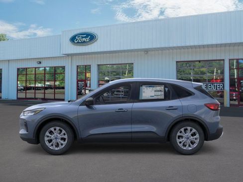 Used 2025 Ford Escape Active w/ Cold Weather Package image 3