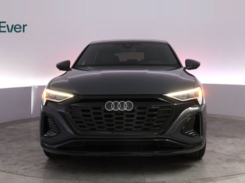 Used 2024 Audi Q8 e-tron Premium Plus w/ Premium Plus Package AWD/4WD image 12