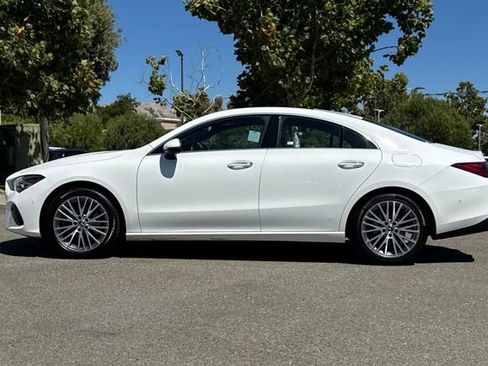 Used 2025 Mercedes-Benz CLA 250 image 7